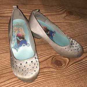 Frozen 9 1/2 silver hill